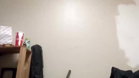 nyanez322 online show from January 2, 2:33 am