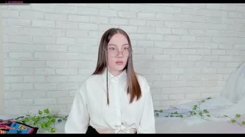 Kat online show from January 8, 4:46 pm