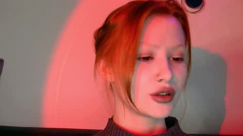 nyra_thira online show from January 14, 1:57 am