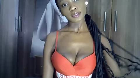nyverra online show from July 6, 7:49 am