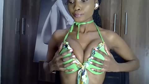 nyverra online show from July 8, 8:29 am
