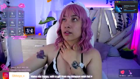 Alex   .    online show from November 11, 9:28 pm