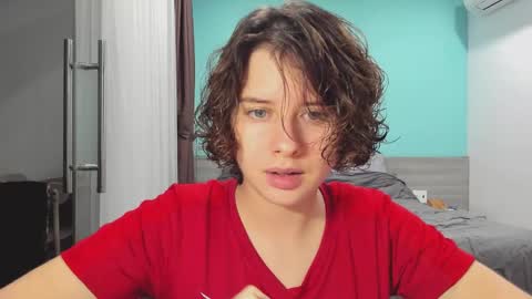 Snapshot of octopussy69x chatting on December 16, 11:44 am Evie online show from December 16, 11:44 am