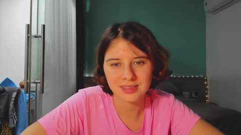 Snapshot of octopussy69x chatting on December 25, 4:11 pm Evie online show from December 25, 4:11 pm
