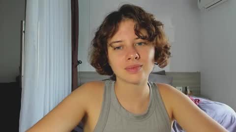 Snapshot of octopussy69x chatting on February 24, 6:16 am Evie online show from February 24, 6:16 am