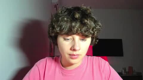 Evie online show from February 27, 3:04 pm