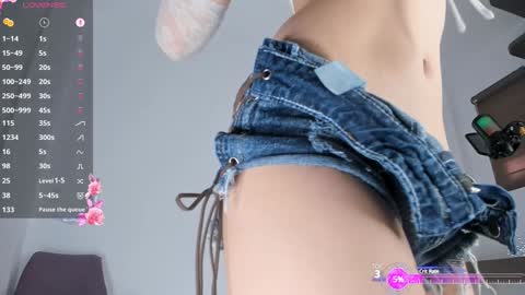 Assuri online show from February 2, 12:30 am