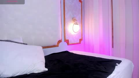 Ana  online show from November 28, 11:28 am