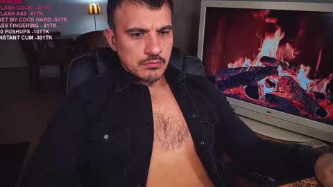 officeman7 online show from March 2, 3:59 pm