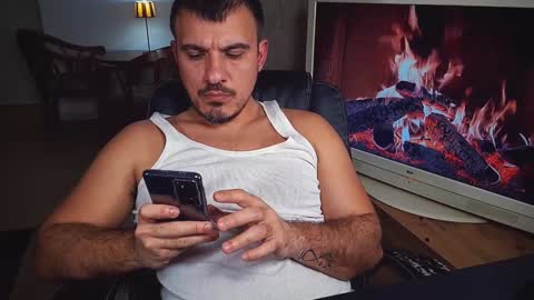 officeman7 online show from January 28, 5:46 pm