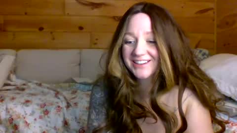 Snapshot of officialblueluna chatting on February 9, 7:37 am Luna online show from February 9, 7:37 am