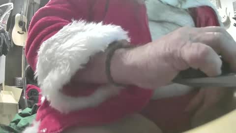 offthecock online show from December 18, 5:58 am