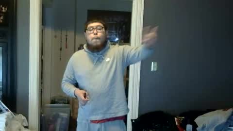 oscar flores online show from April 25, 1:41 pm