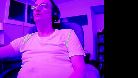 ohbitt online show from October 18, 5:00 am