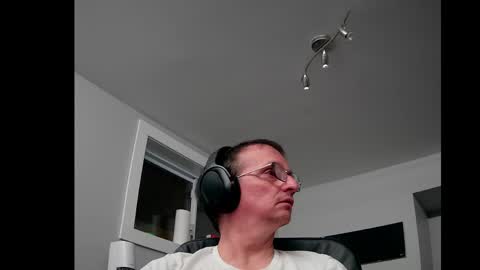 ohbitt online show from April 1, 4:24 am
