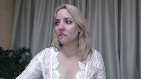 Mari online show from September 15, 6:20 pm