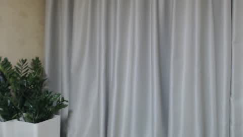 Mari online show from March 12, 6:33 pm