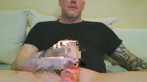 olavdelux online show from January 5, 9:18 pm