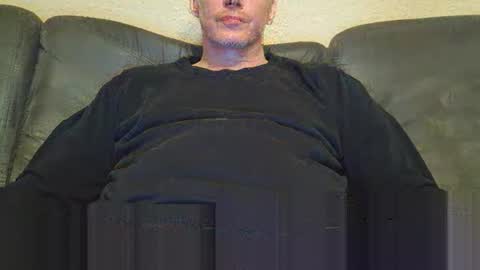 Snapshot of olavdelux chatting on October 16, 4:39 pm olavdelux online show from October 16, 4:39 pm