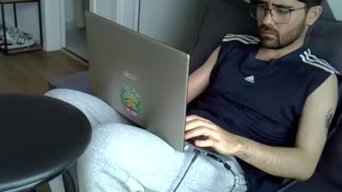 hairyBRboy online show from November 2, 7:47 pm