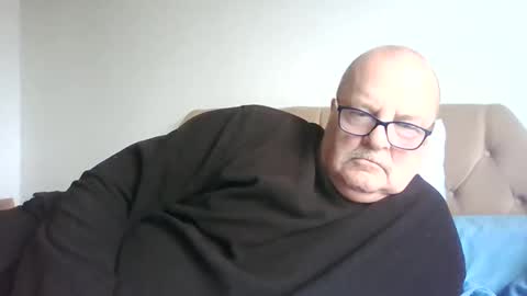 old_fkr online show from January 19, 11:56 am