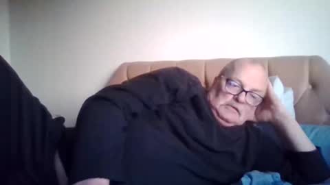 old_fkr online show from February 6, 5:09 pm