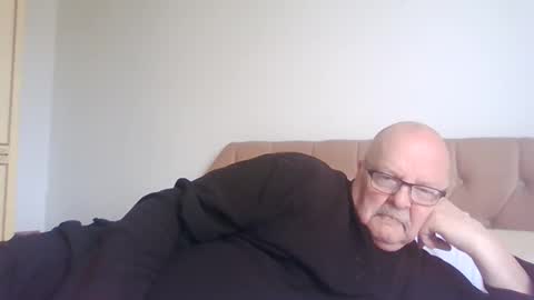 old_fkrr_ online show from May 22, 11:06 am