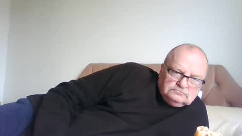 old_fkrr_ online show from May 9, 11:49 am