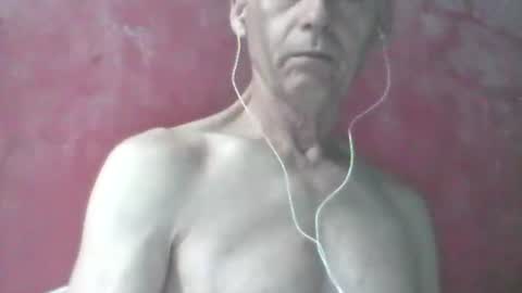 oldbuthorny62 online show from April 9, 1:31 am