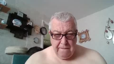 Fergus online show from March 30, 9:42 am