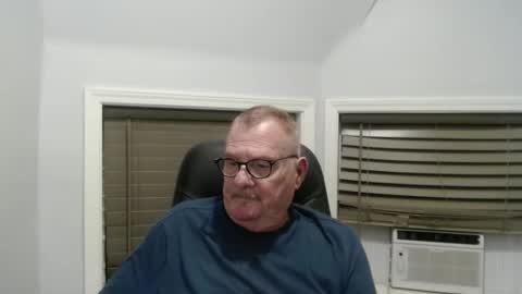 oldguybigd online show from September 17, 4:05 am