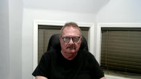 oldguybigd online show from July 3, 5:12 am