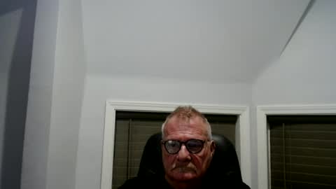 oldguybigd online show from June 27, 5:57 am