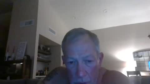 oldmanmeataz online show from April 28, 2:27 am