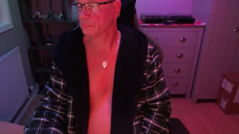 oldveteranuk online show from March 2, 5:41 am