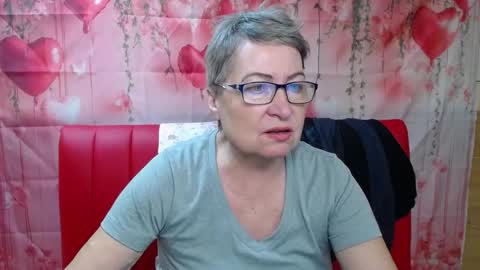 OlgaLuck online show from February 3, 6:22 am