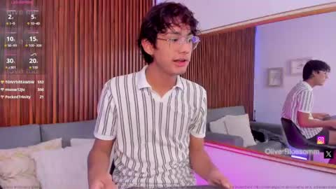 oliver20__ online show from July 11, 12:15 am