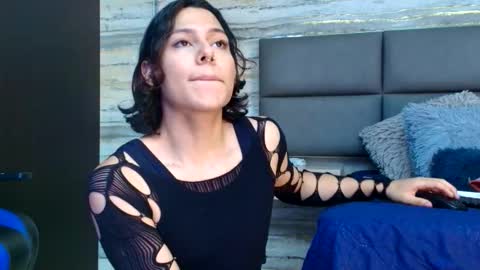 Oliver  online show from December 15, 12:50 am