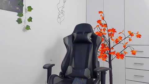 Oliver bray online show from January 12, 11:01 pm