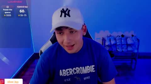 oliveeer online show from September 12, 7:38 pm