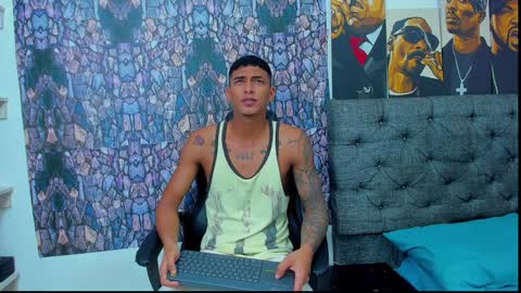 oliver_smith_2 online show from January 5, 9:03 pm