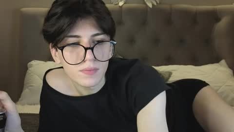 oliver online show from January 9, 1:39 pm