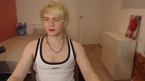 Oliver online show from March 2, 1:54 am