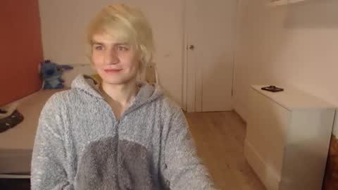 Oliver online show from December 1, 2:31 am