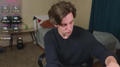 Snapshot of oliver_travis chatting on October 9, 1:11 am Oliver Evans online show from October 9, 1:11 am