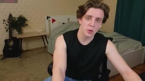 Oliver Evans online show from November 19, 12:32 am