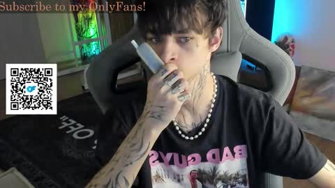 oliverrgroove online show from October 11, 2:32 pm