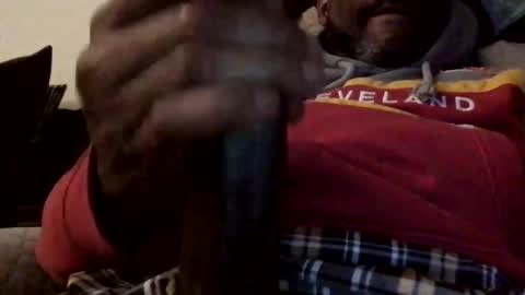 olivertwist1273 online show from March 4, 1:45 am