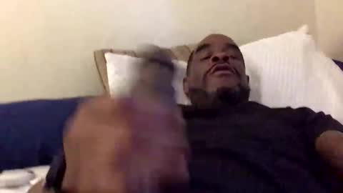 olivertwist1273 online show from December 31, 5:29 pm