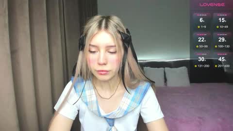 Olivia online show from November 23, 6:11 am